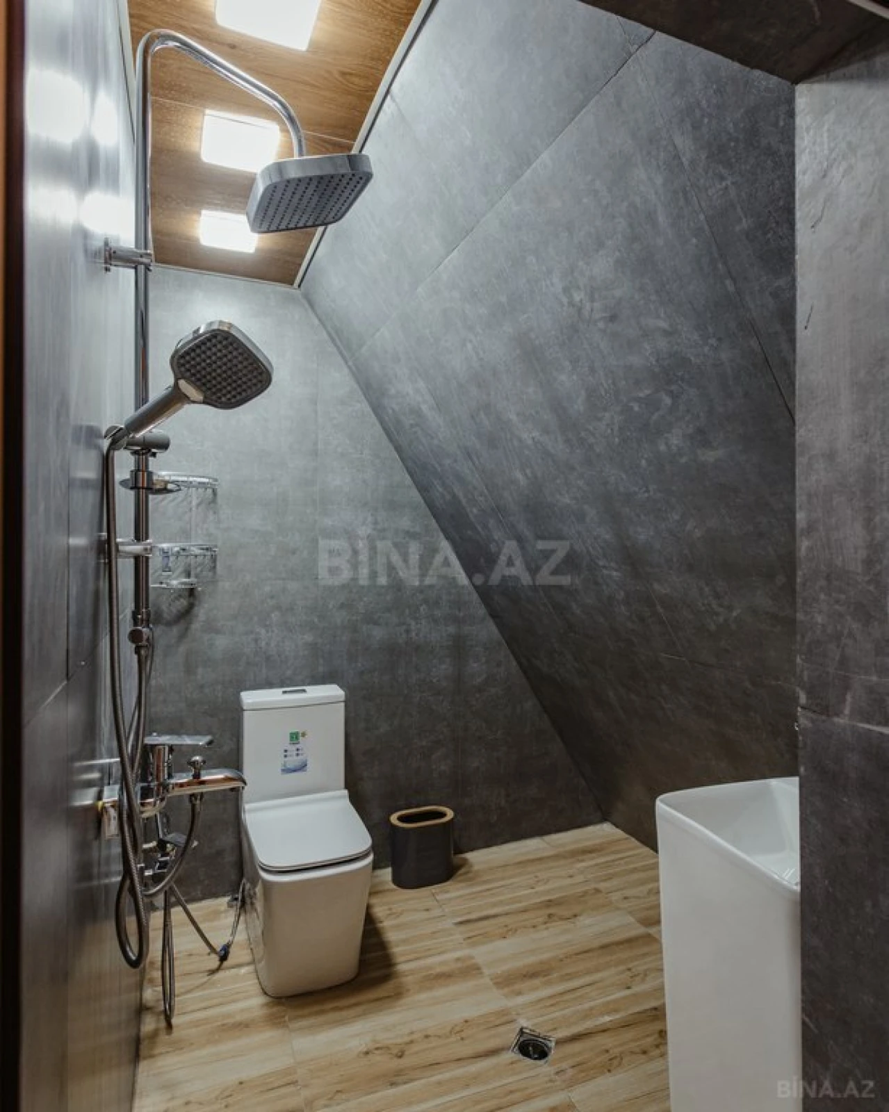 Kirayə verilir 3 otaqlı həyət evi 175 m²