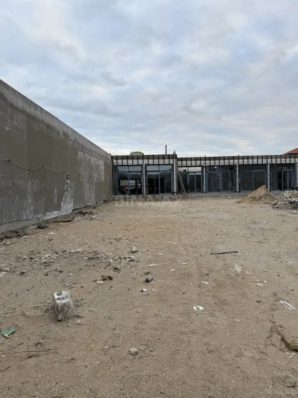 Satılır 5 otaqlı həyət evi 900 m²