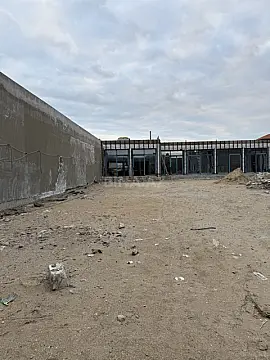 Satılır 5 otaqlı həyət evi 900 m²