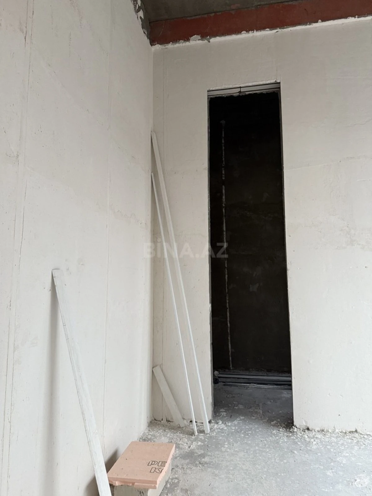 Satılır 5 otaqlı həyət evi 900 m²