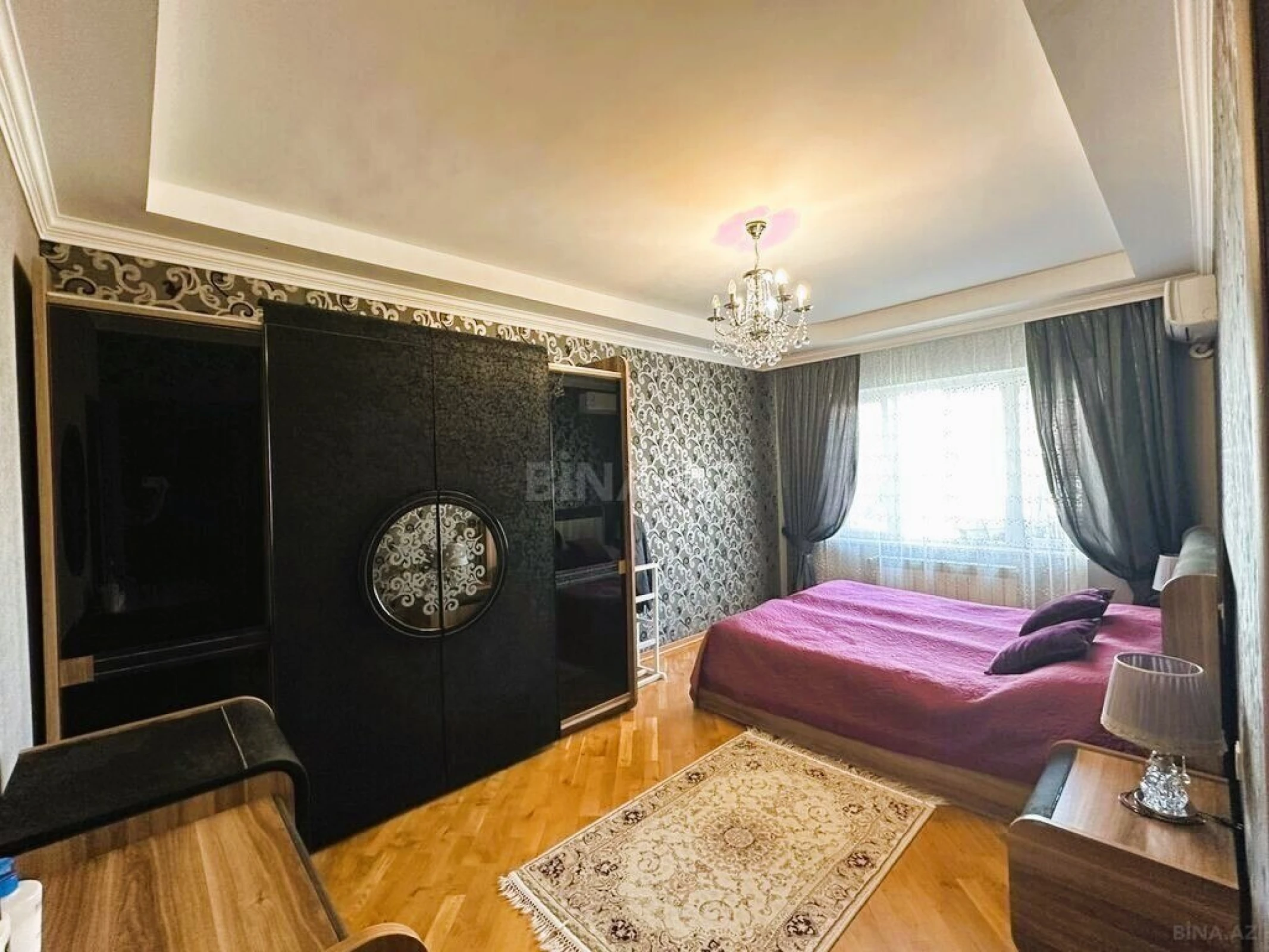 Satılır 4 otaqlı mənzil 106 m²
