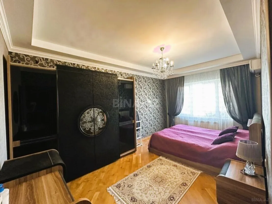Satılır 4 otaqlı mənzil 106 m²