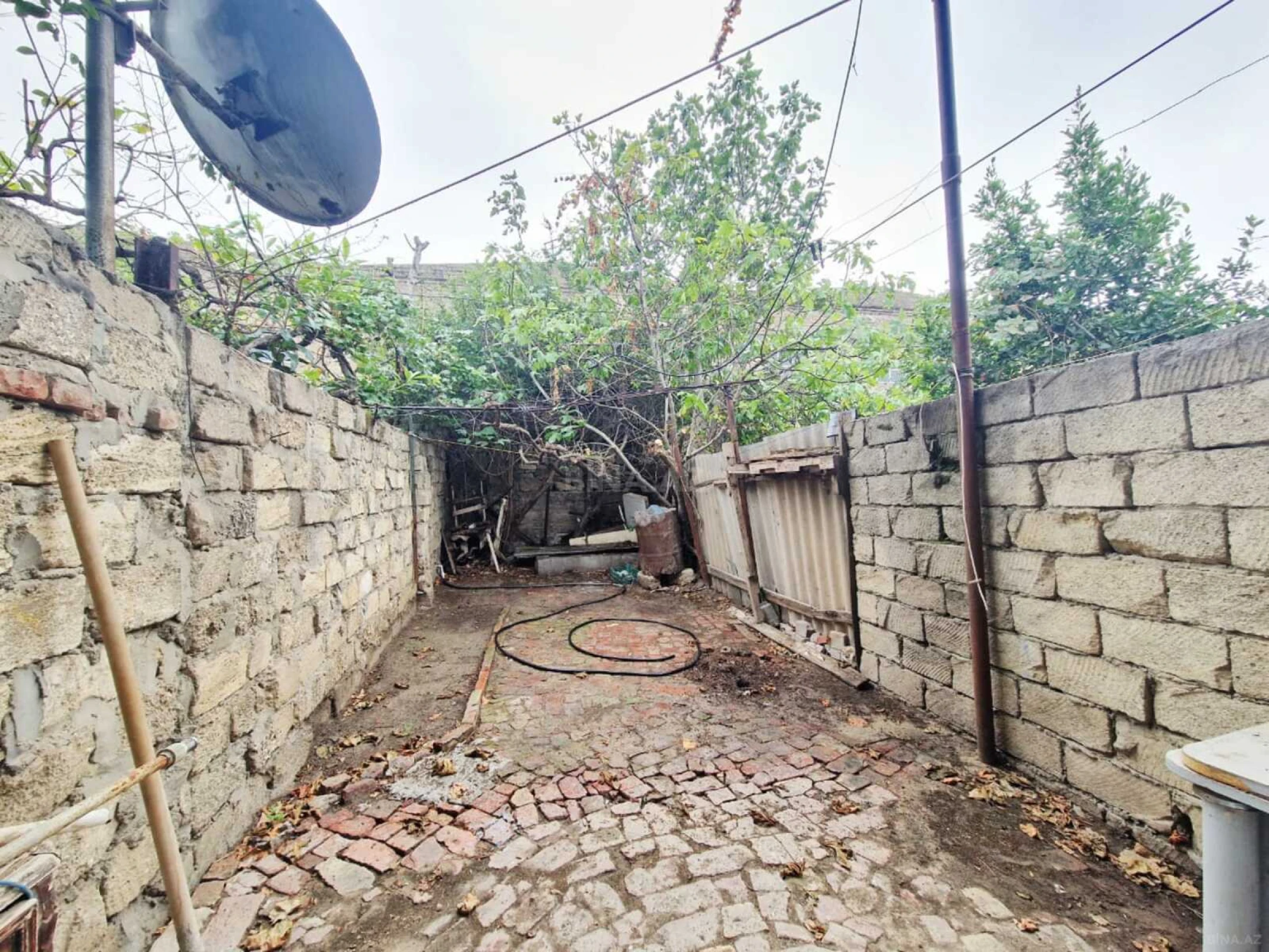 Satılır 2 otaqlı həyət evi 70 m²