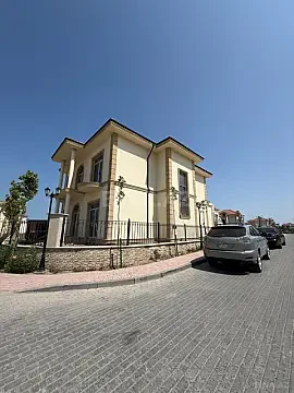 Satılır 8 otaqlı həyət evi 300 m² — Bakı, Sea Breeze 8 otaq 300.00 m²