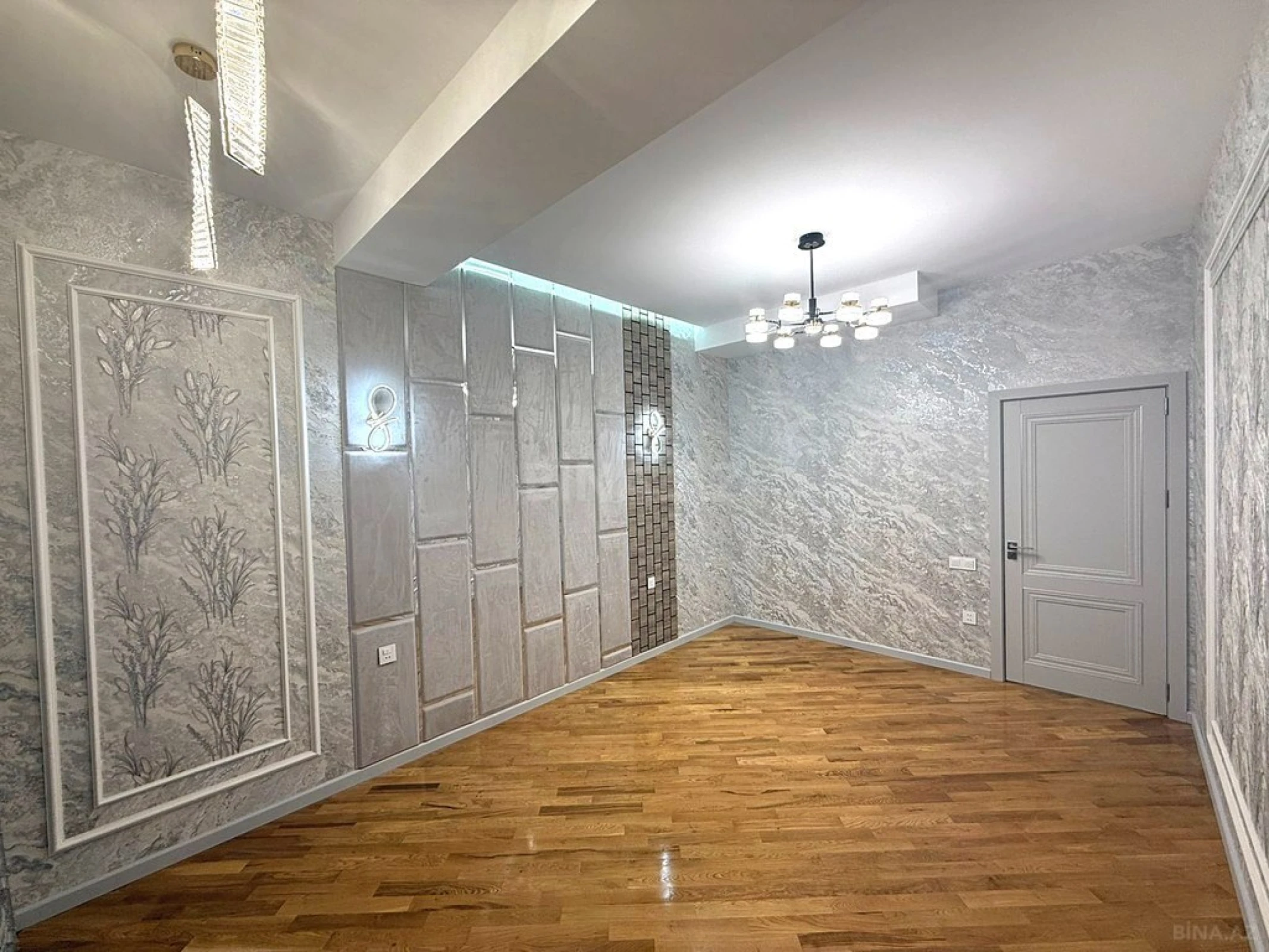 Satılır 2 otaqlı mənzil 85 m²