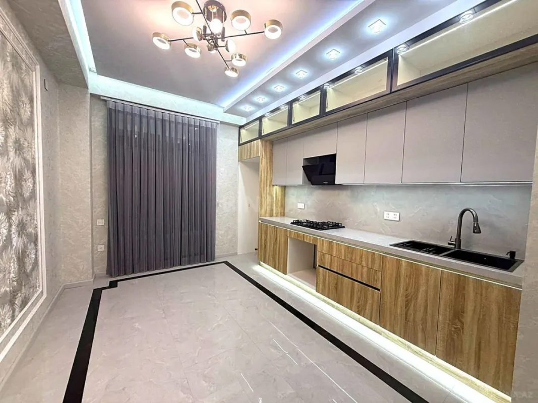 Satılır 2 otaqlı mənzil 85 m²