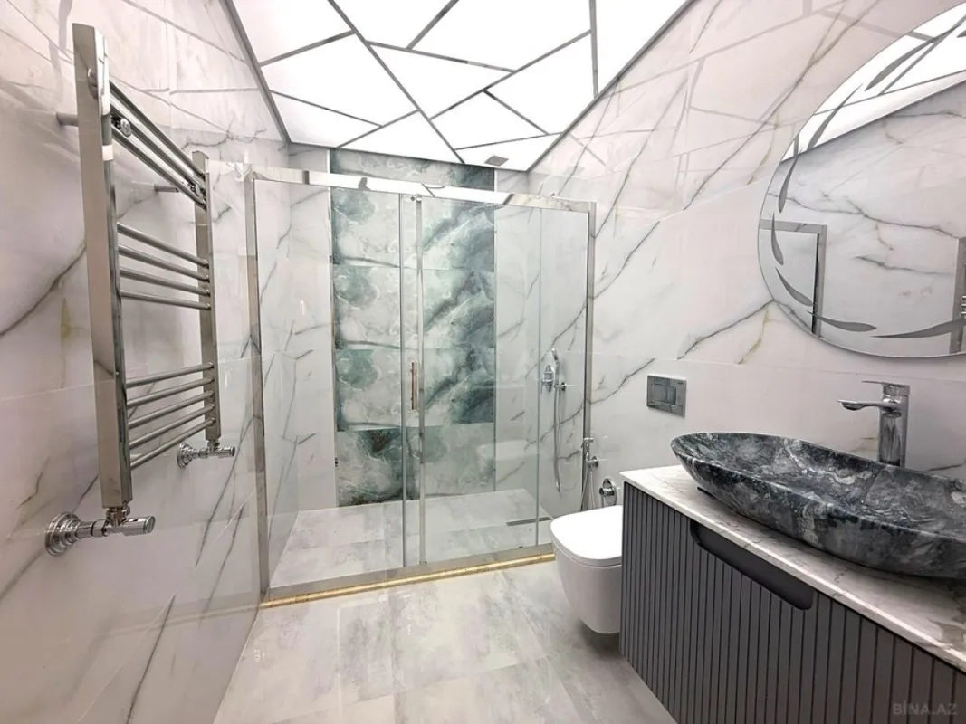 Satılır 3 otaqlı mənzil 127 m²