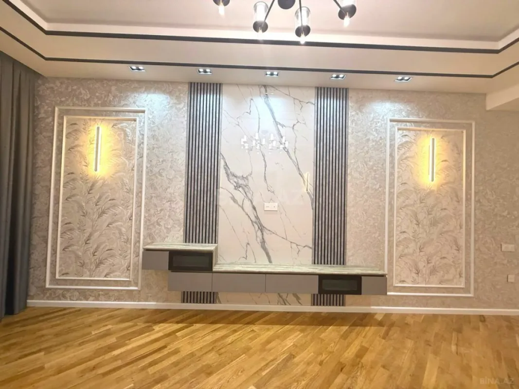 Satılır 3 otaqlı mənzil 127 m²