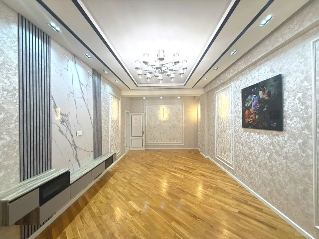 Satılır 3 otaqlı mənzil 127 m²