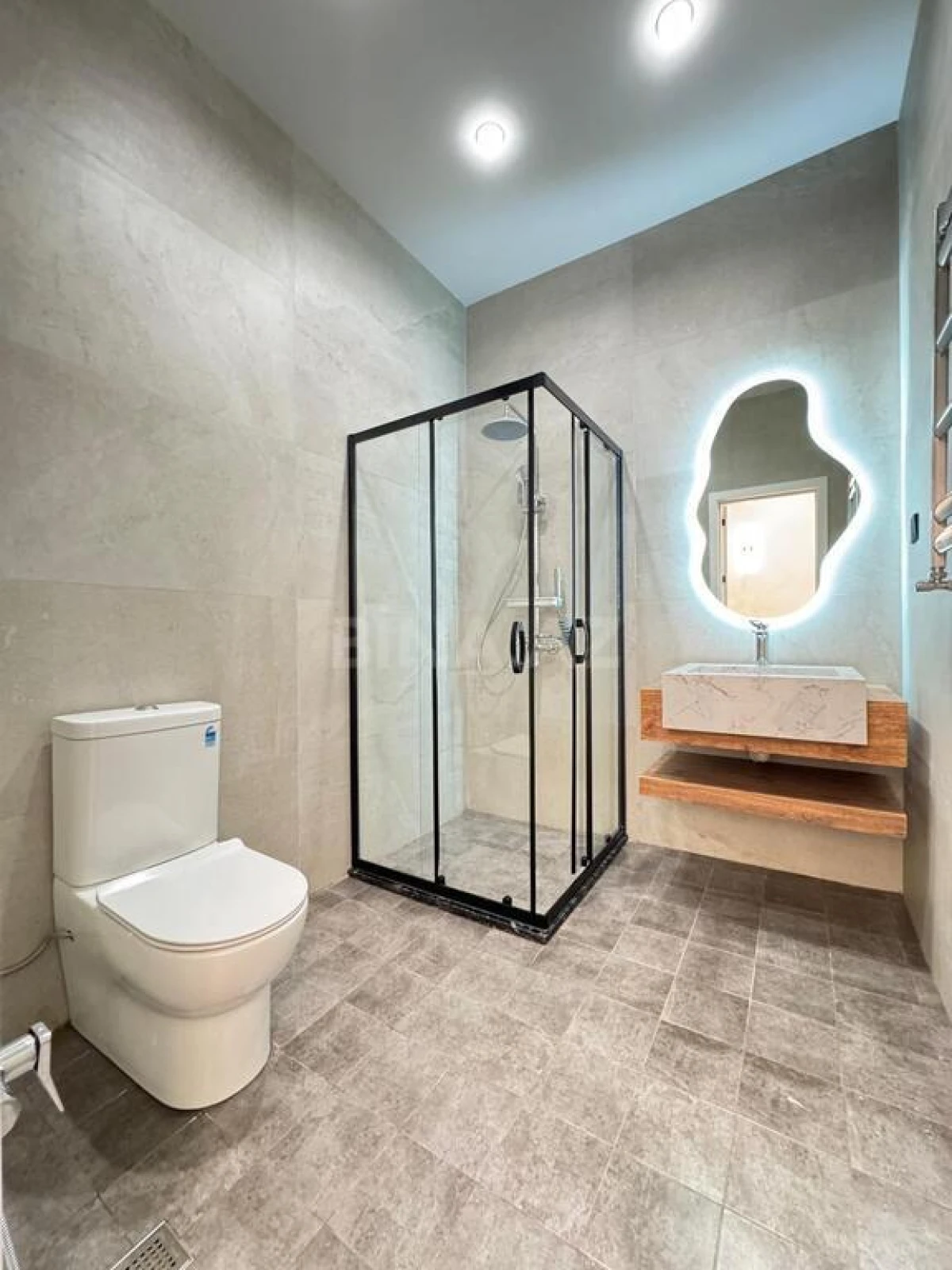 Satılır 4 otaqlı həyət evi 170 m²