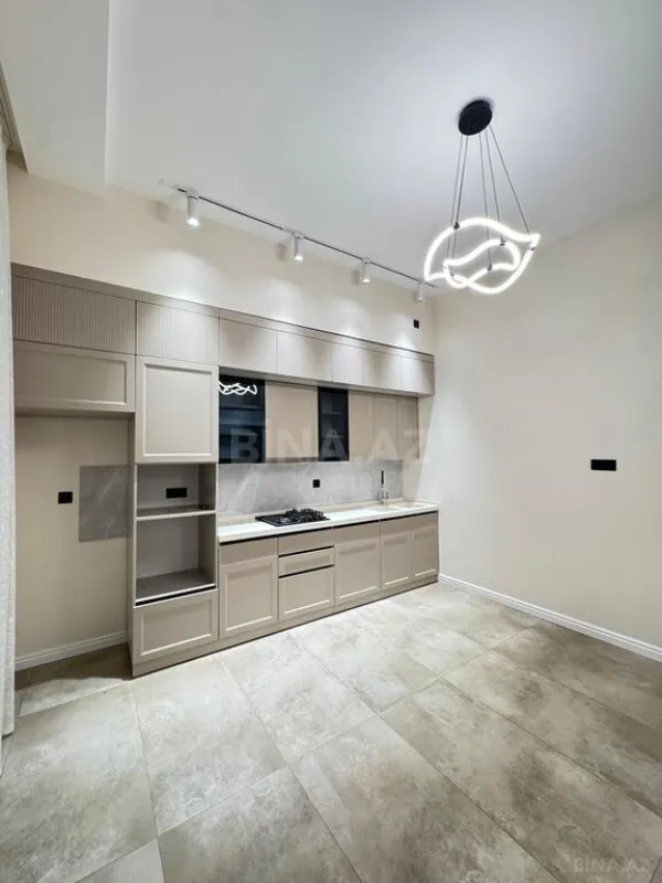 Satılır 4 otaqlı həyət evi 170 m²