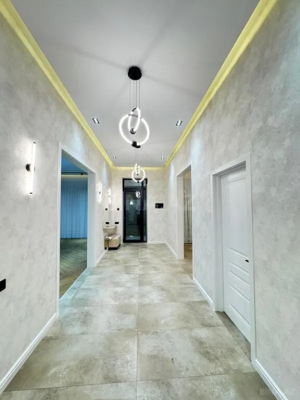 Satılır 4 otaqlı həyət evi 170 m²