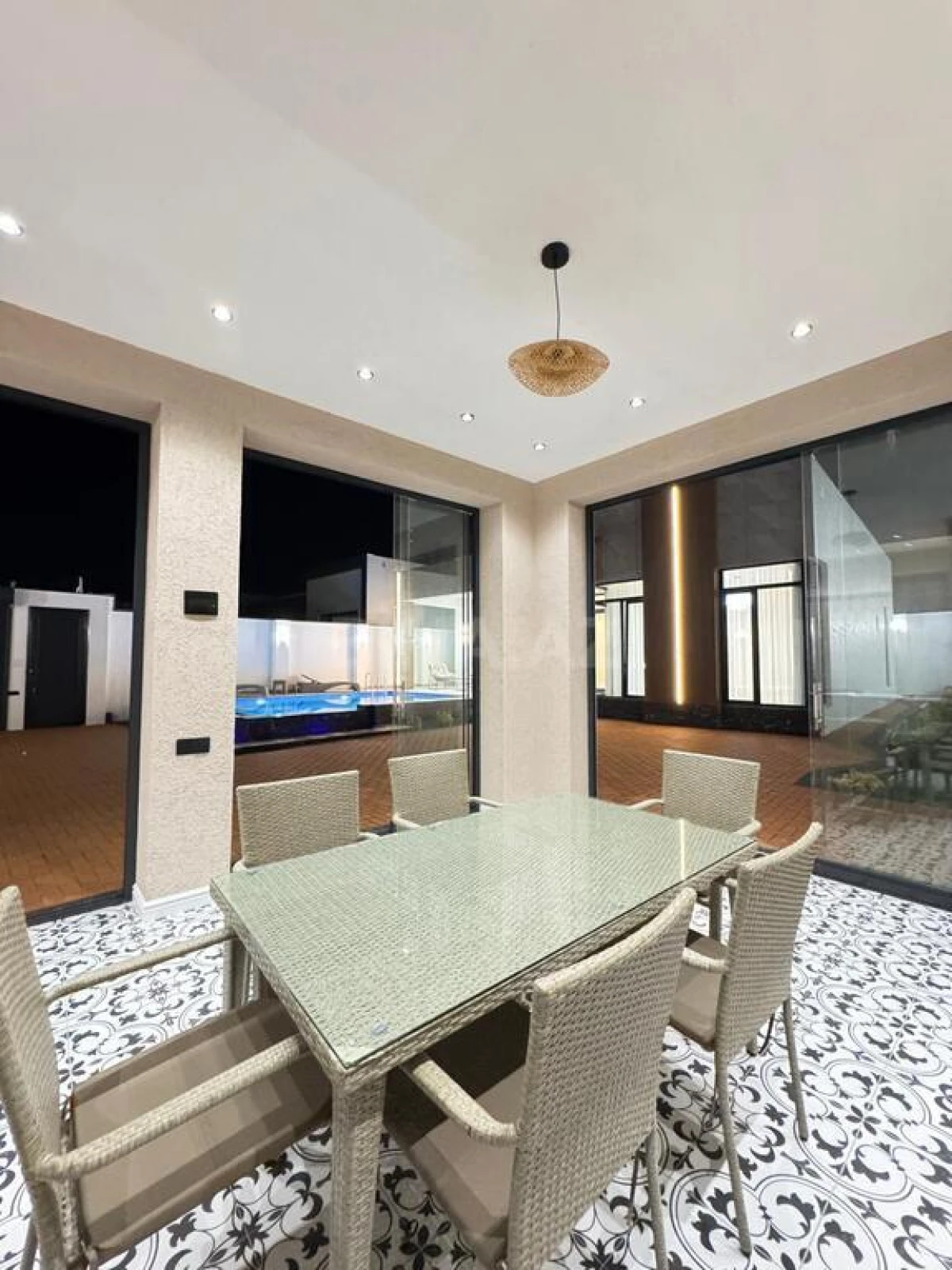 Satılır 4 otaqlı həyət evi 170 m²