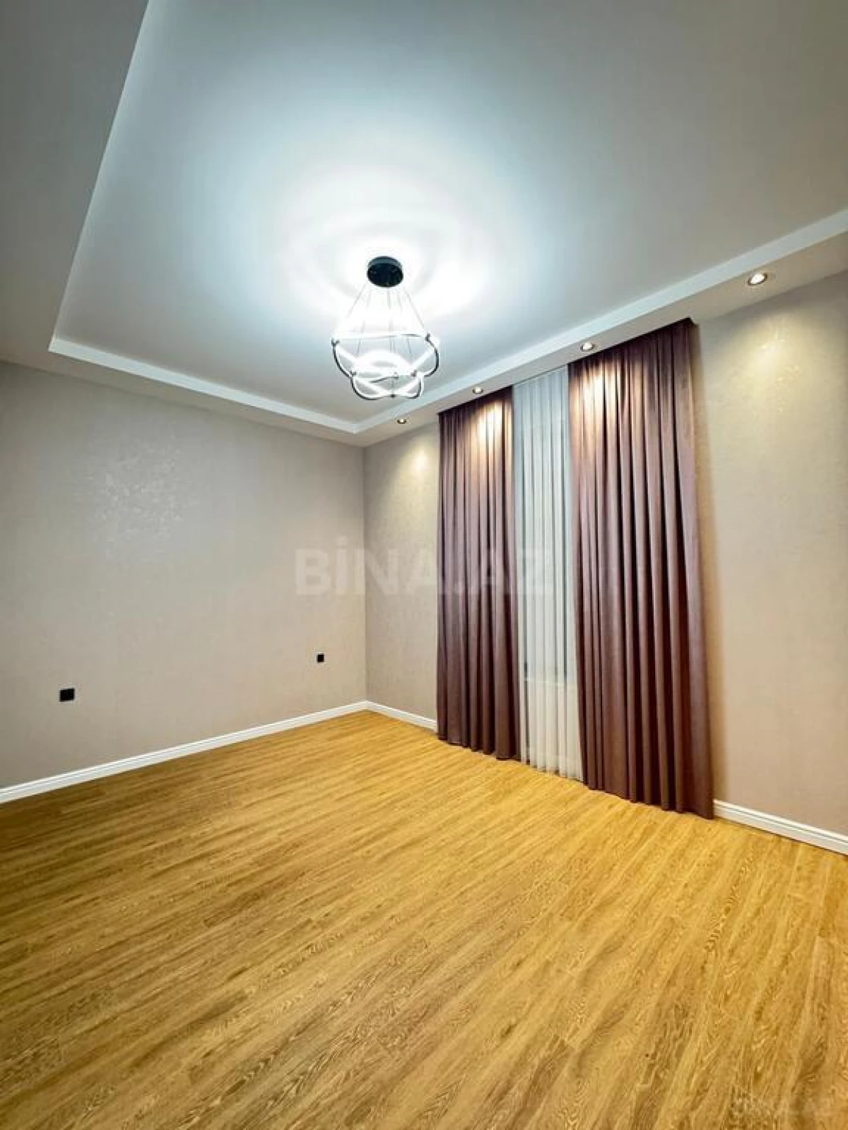 Satılır 4 otaqlı həyət evi 170 m²