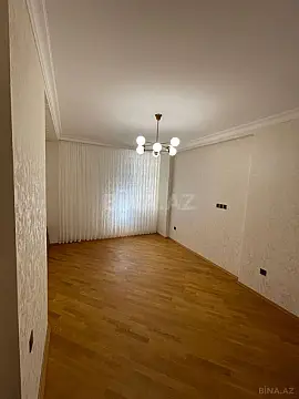 Kirayə verilir 4 otaqlı mənzil 140 m²
