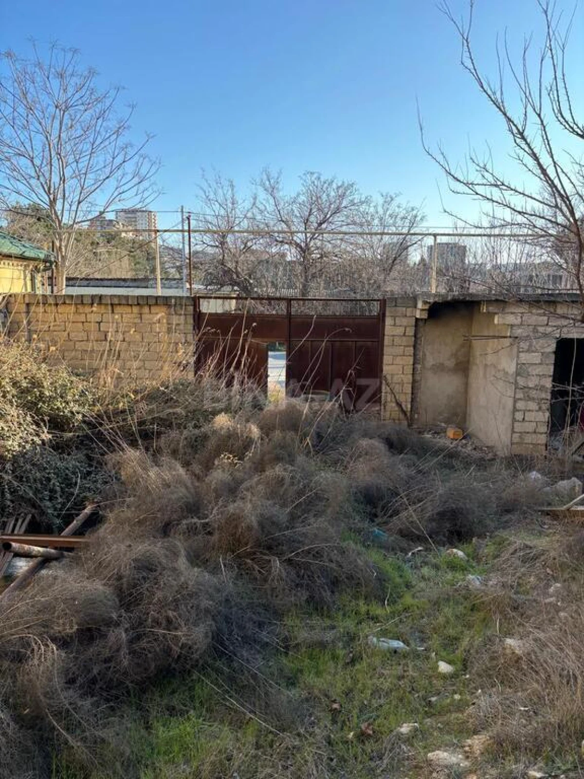 Satılır 6 otaqlı həyət evi 425 m²