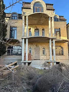 Satılır 6 otaqlı həyət evi 425 m² — Bakı, Qaraçuxur 6 otaq 425.00 m²