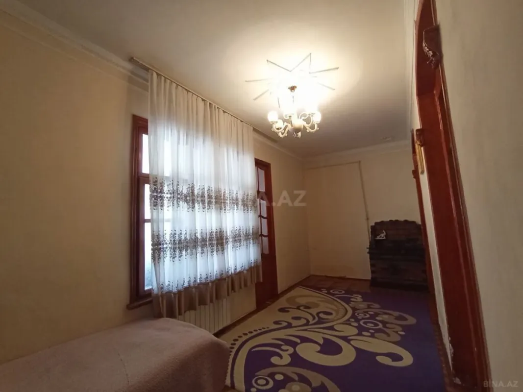 Satılır 4 otaqlı həyət evi 100 m²