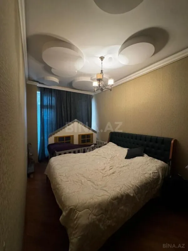 Satılır 2 otaqlı mənzil 68 m²