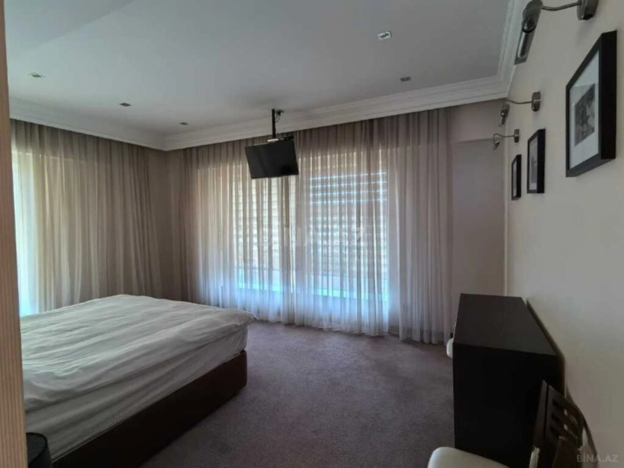 Kirayə verilir 2 otaqlı mənzil 114 m²