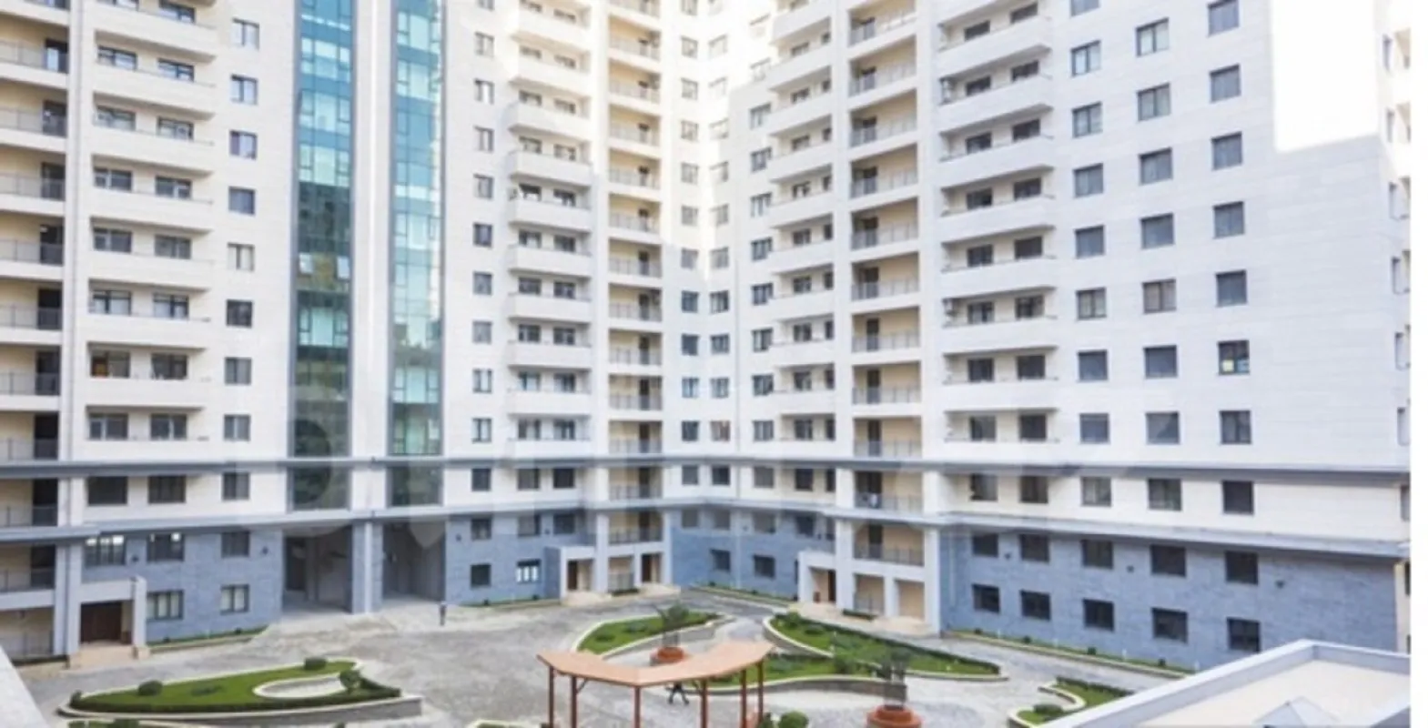 Kirayə verilir 2 otaqlı mənzil 100 m²