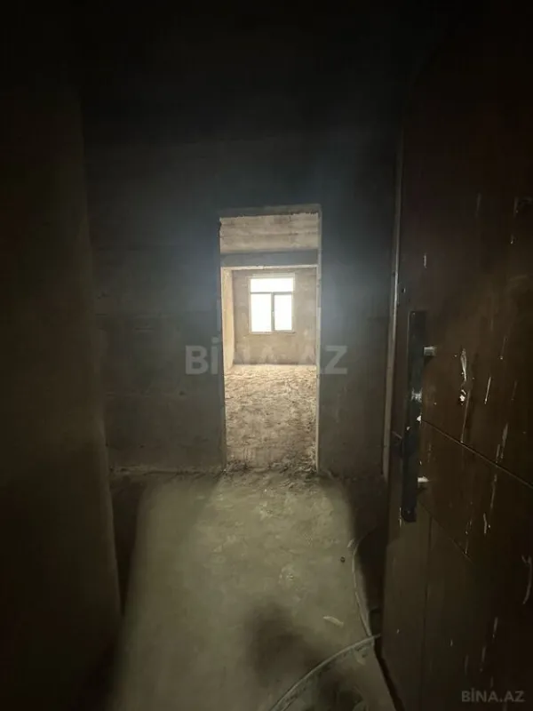 Satılır 3 otaqlı mənzil 107 m²