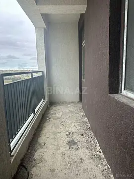 Satılır 3 otaqlı mənzil 107 m²