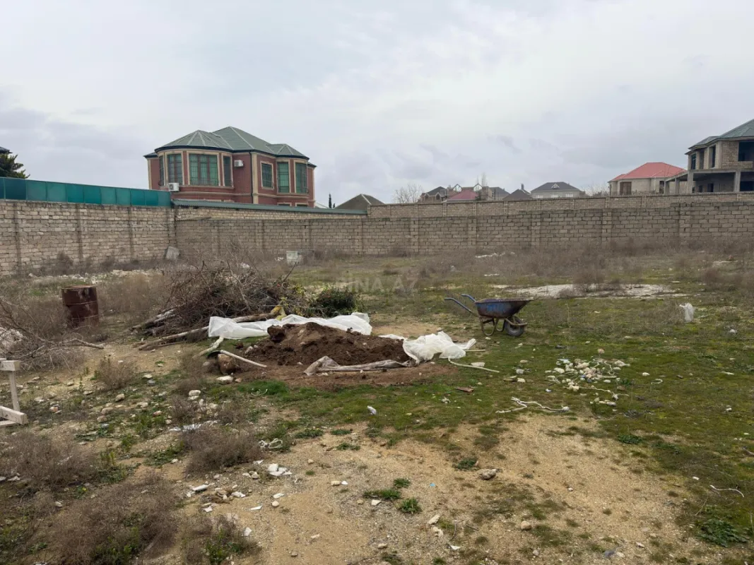 Satılır torpaq sahəsi 10 m²