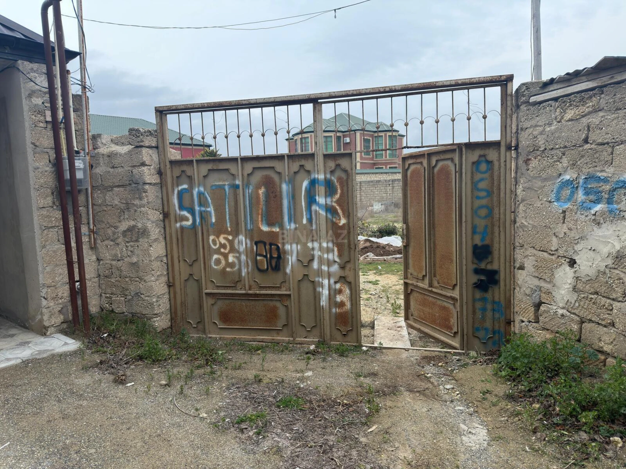 Satılır torpaq sahəsi 10 m²