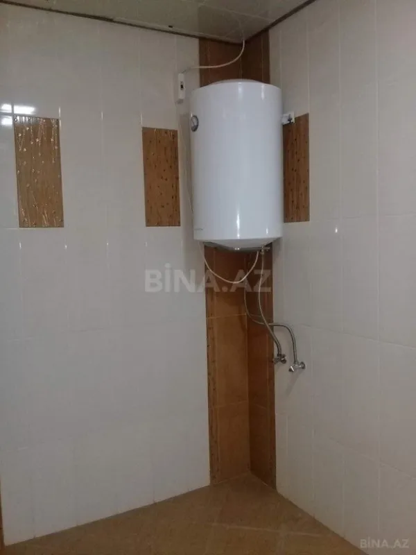 Satılır 3 otaqlı mənzil 130 m²