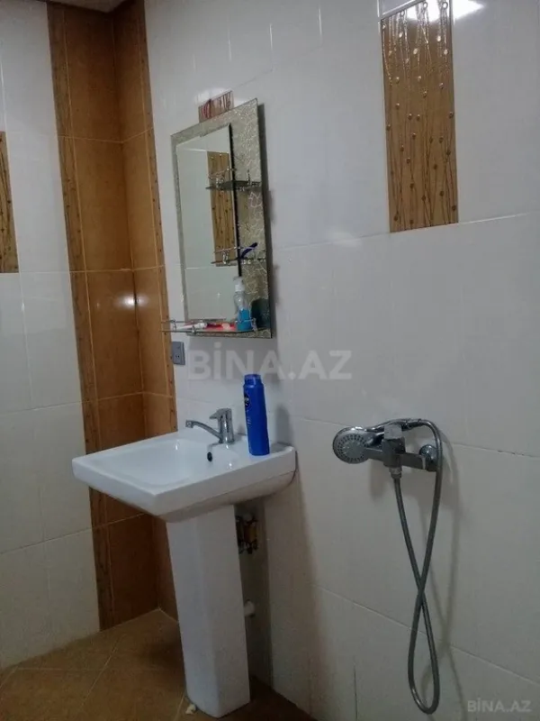Satılır 3 otaqlı mənzil 130 m²