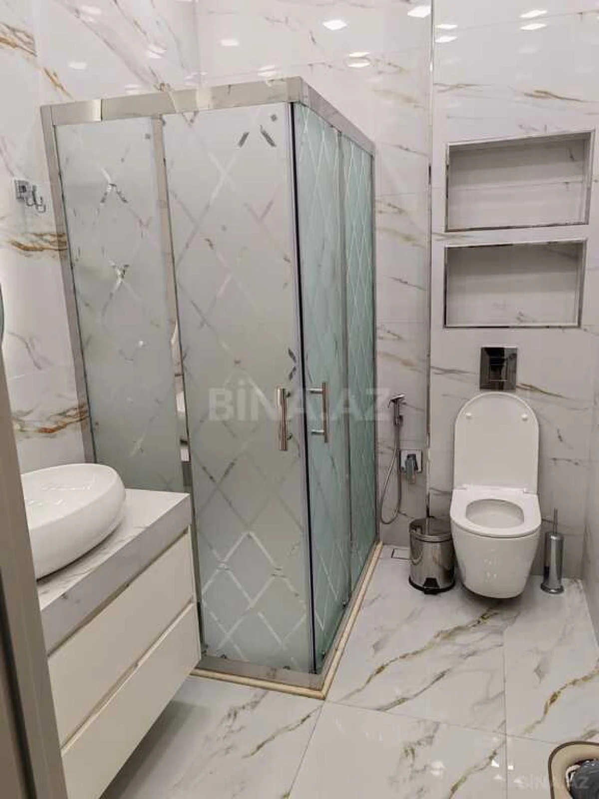 Kirayə verilir 3 otaqlı mənzil 65 m²