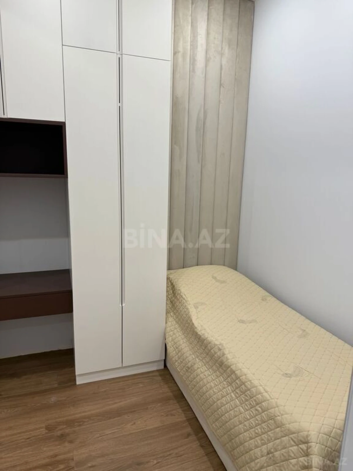 Satılır 3 otaqlı mənzil 100 m²
