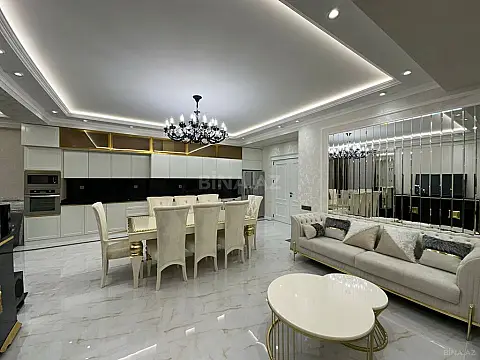 Satılır 4 otaqlı mənzil 144 m²