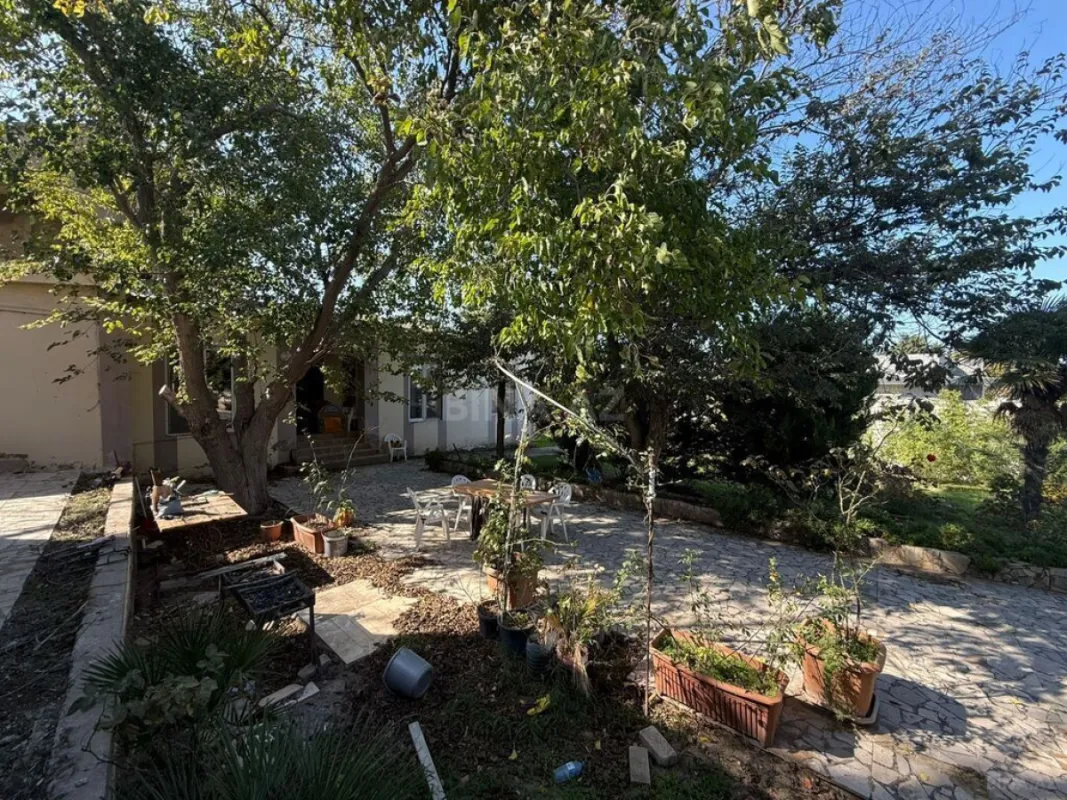 Satılır torpaq sahəsi 12 m²