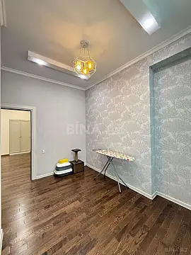 Satılır 3 otaqlı mənzil 117 m²