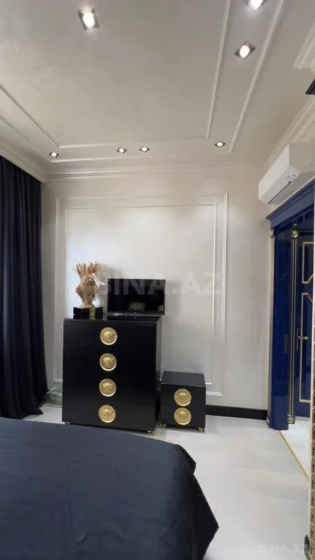 Satılır 3 otaqlı mənzil 120 m²