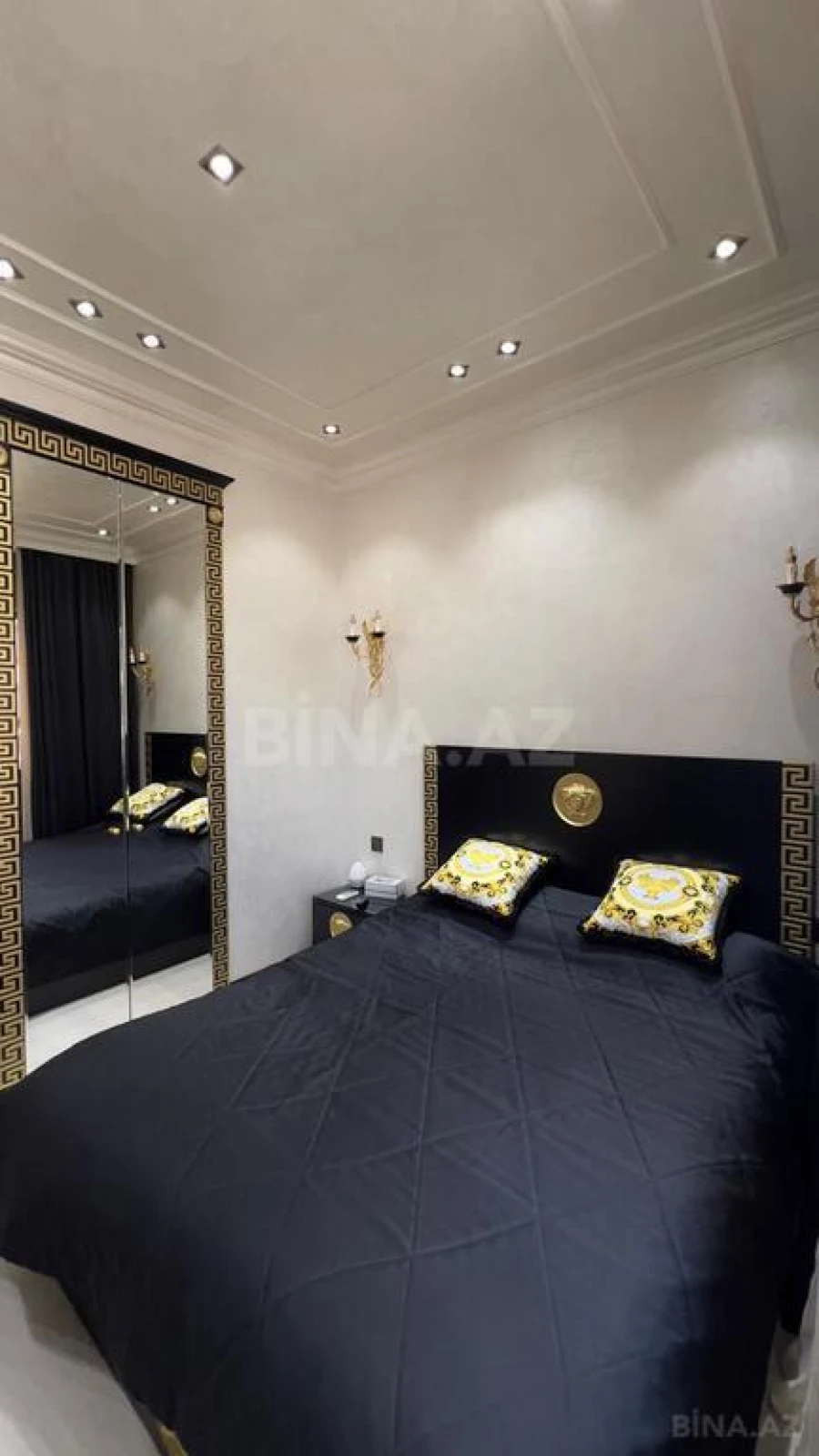 Satılır 3 otaqlı mənzil 120 m²