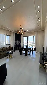 Satılır 3 otaqlı mənzil 120 m²