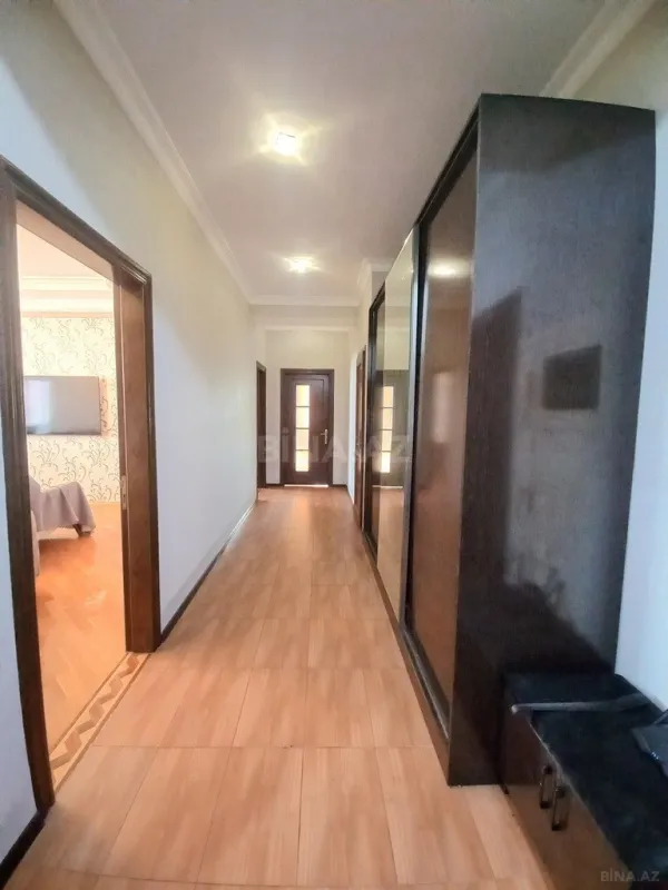 Satılır 3 otaqlı mənzil 120 m²