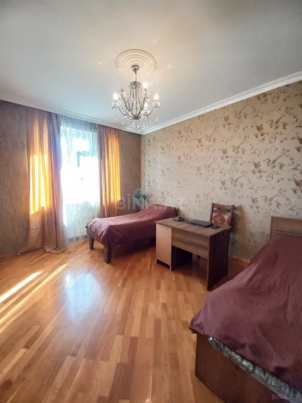 Satılır 3 otaqlı mənzil 120 m²