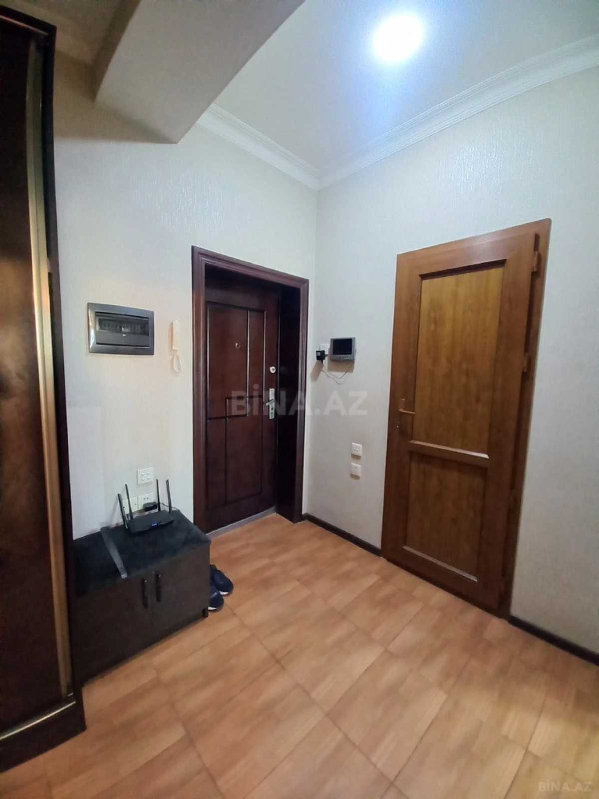 Satılır 3 otaqlı mənzil 120 m²