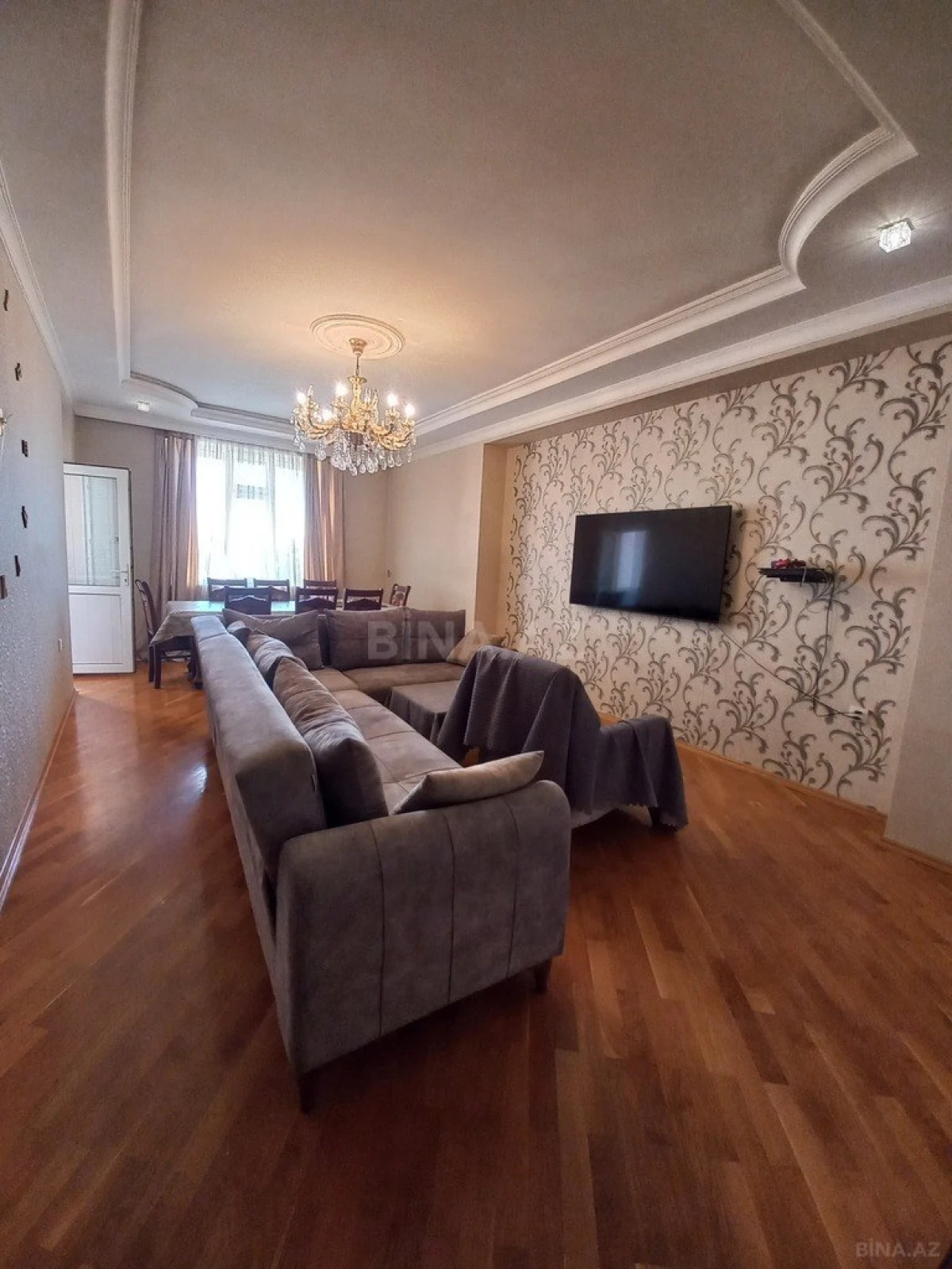 Satılır 3 otaqlı mənzil 120 m²