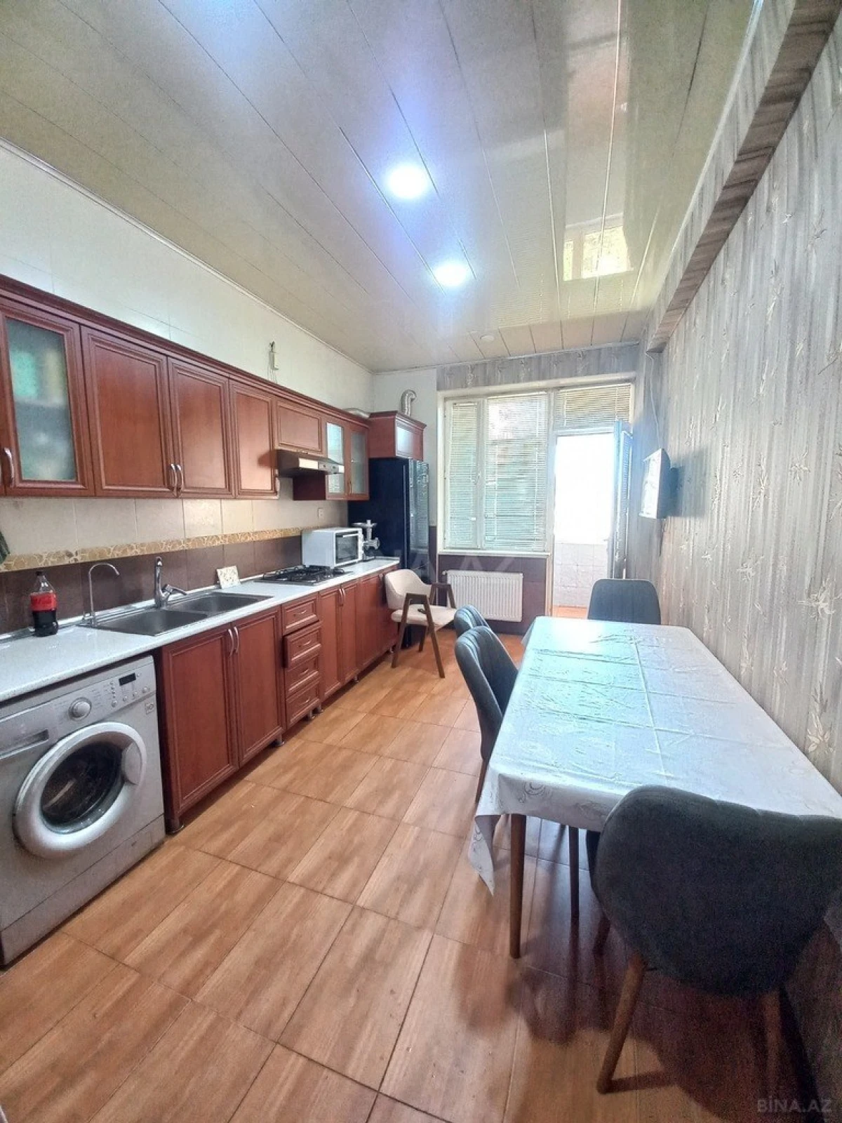 Satılır 3 otaqlı mənzil 120 m²