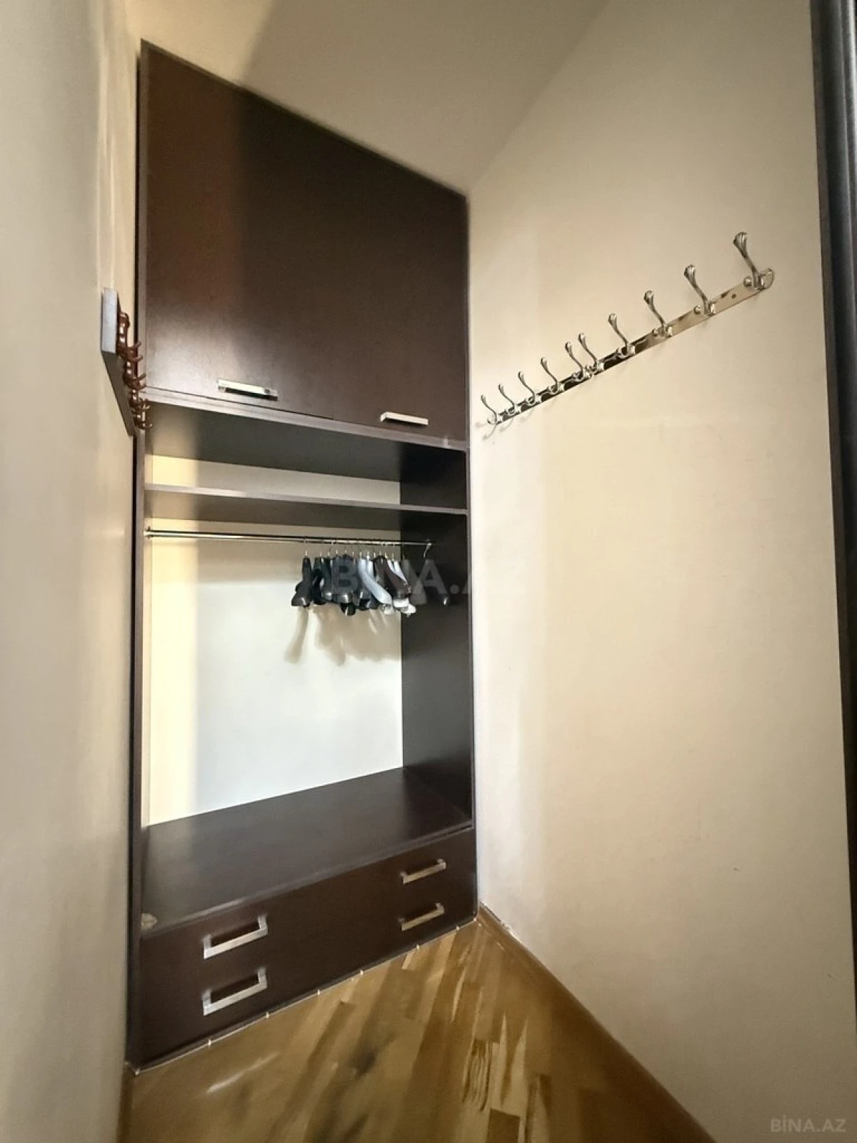 Kirayə verilir 3 otaqlı mənzil 130 m²