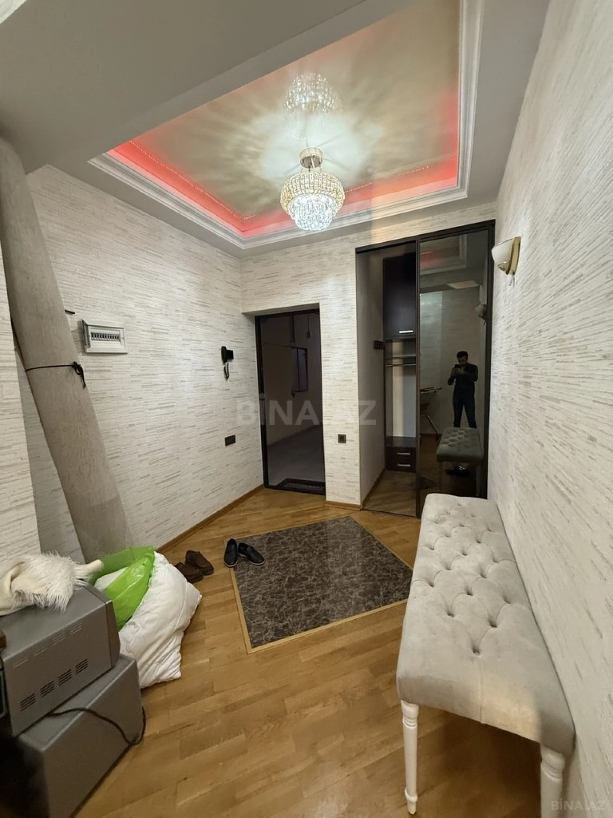 Kirayə verilir 3 otaqlı mənzil 130 m²