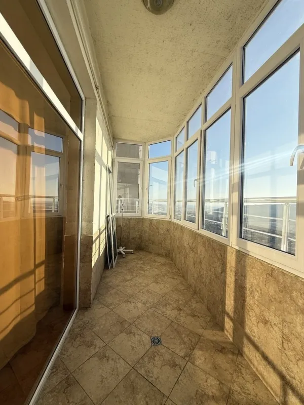 Kirayə verilir 3 otaqlı mənzil 130 m²