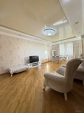 Kirayə verilir 3 otaqlı mənzil 130 m² — Bakı, İnşaatçılar 3 otaq 130.00 m²