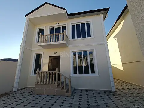 Satılır 4 otaqlı həyət evi 124 m²