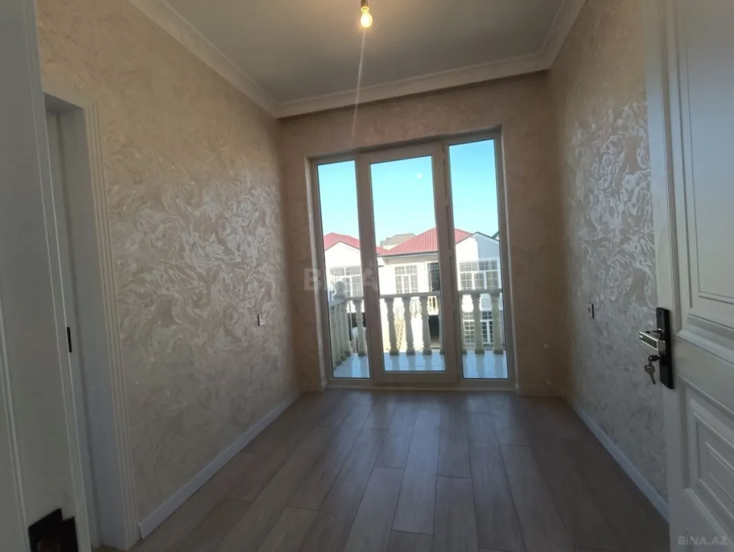Satılır 4 otaqlı həyət evi 124 m²